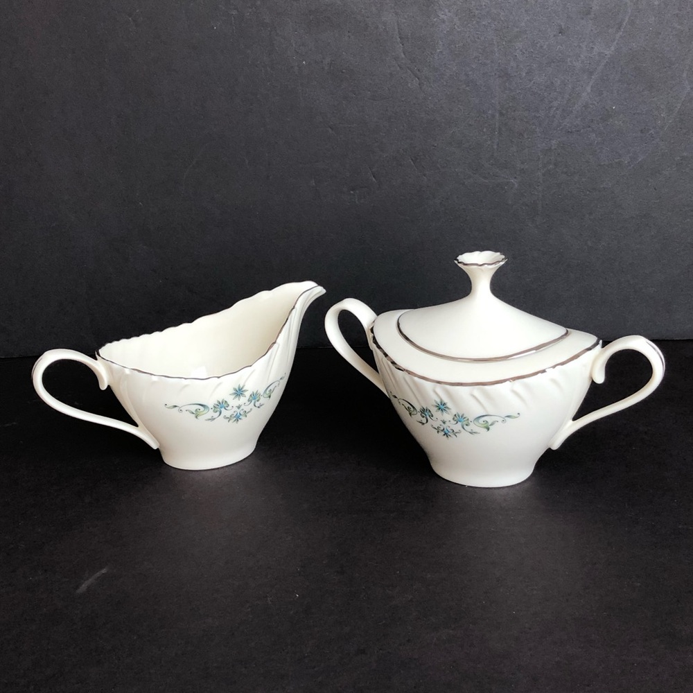 Lenox Fine China Melissa Creamer & Sugar Set NWOT Discontinued
